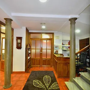  Gasthuis Residencia Ziri